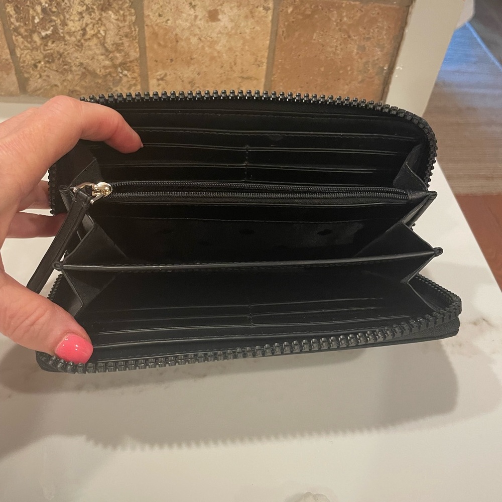 Kate spade microfiber wallet - Picture 5 of 6